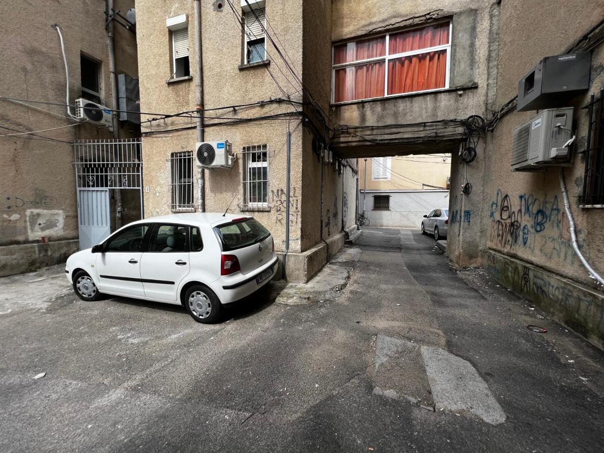 Boulevard Apartment Tiranë Luaran gambar